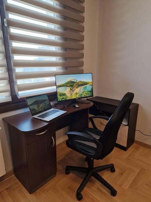 Apartment Very Spacious & Modern 3bed Near Airport & Centre Sofia